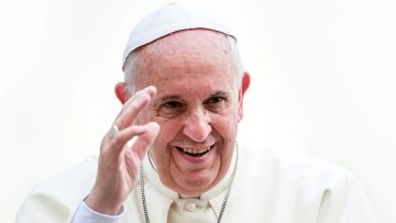 Pope-Francis-waving-1-2560×500